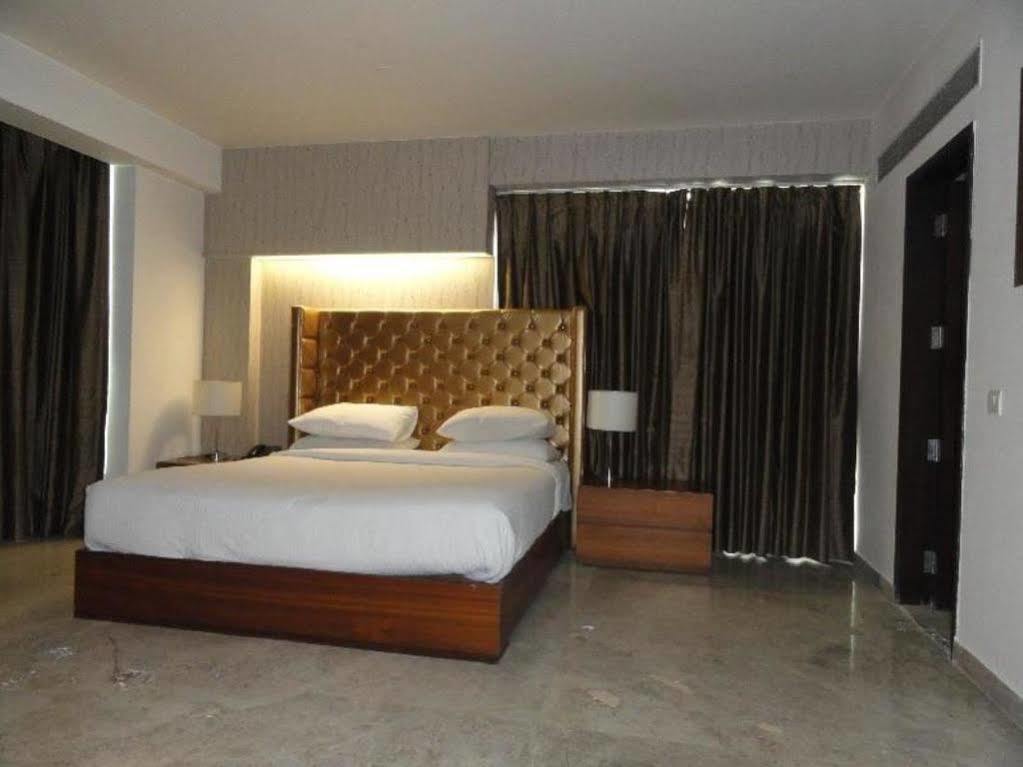 Fabhotel Prime Sage New Delhi Ngoại thất bức ảnh